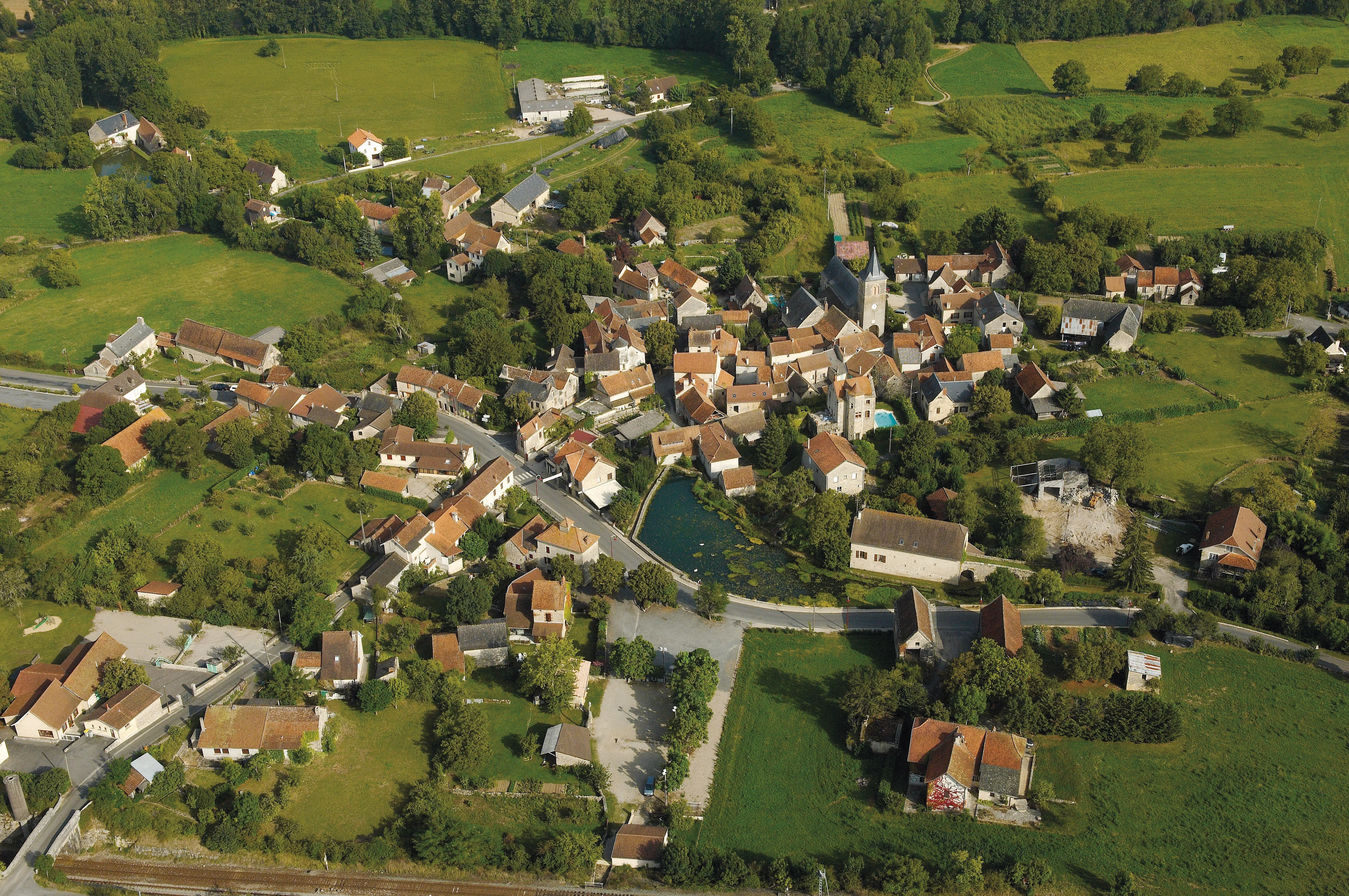 Salles-Courbatiès