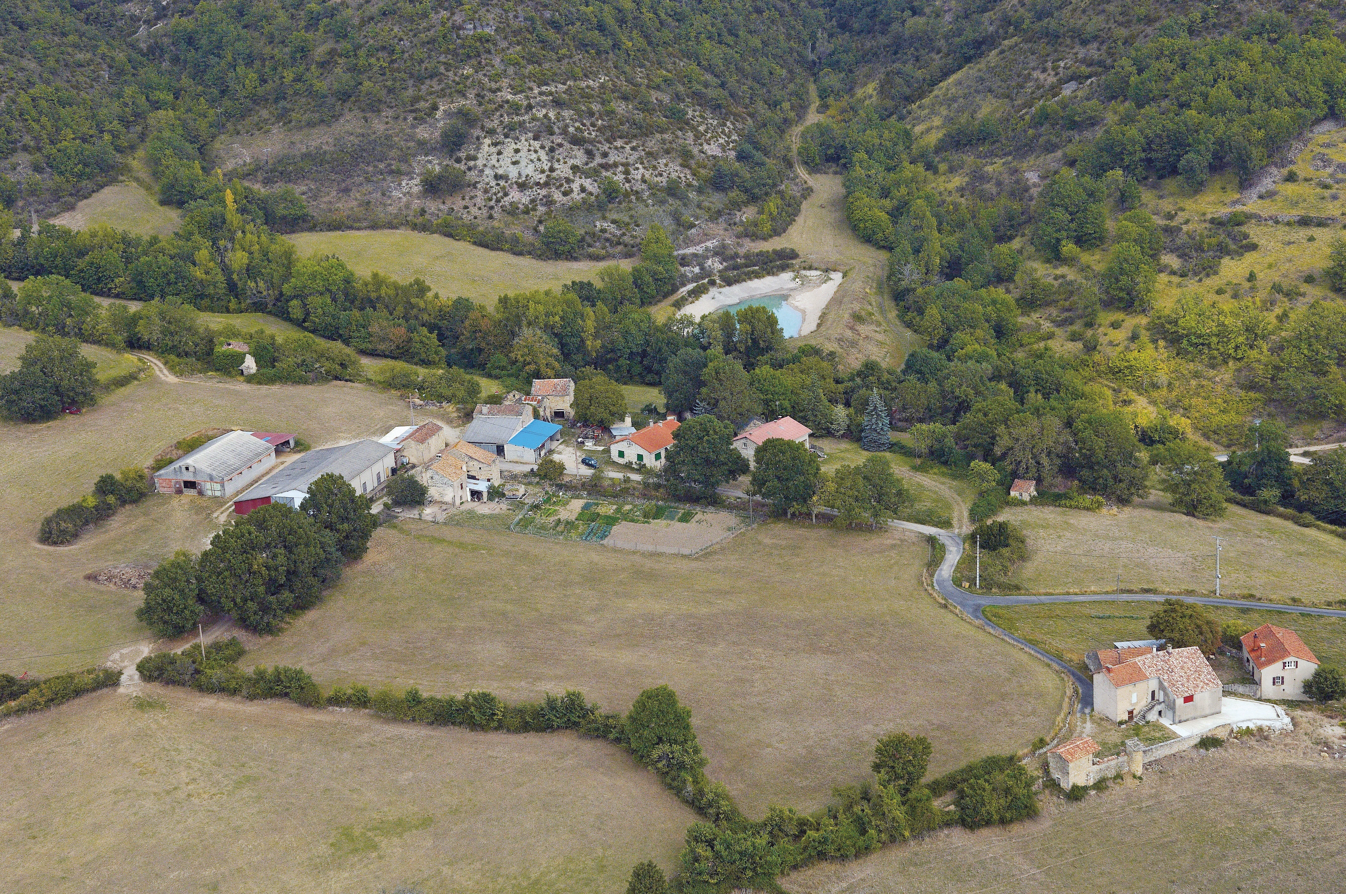 Marnhagues-et-Latour