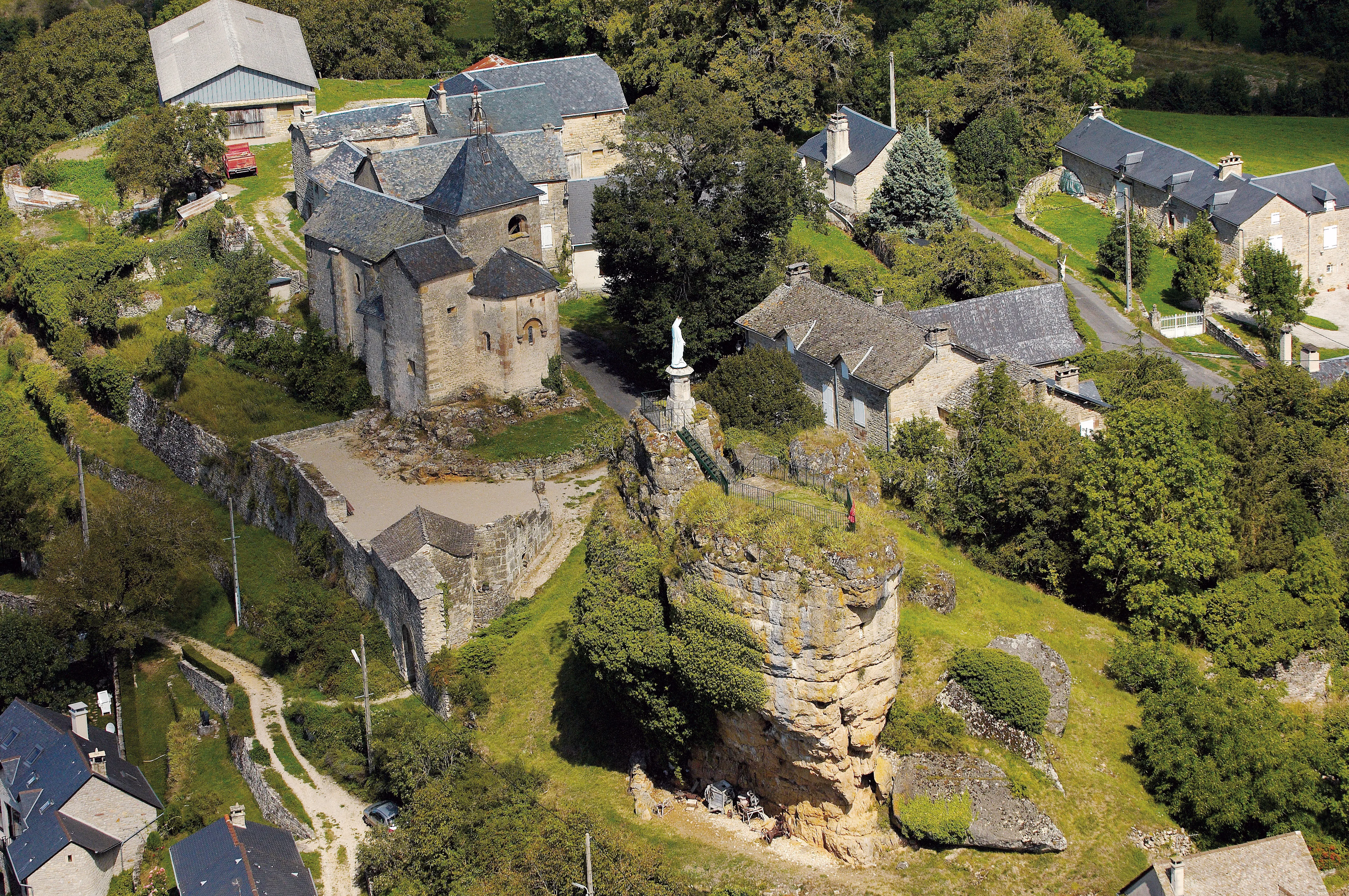 St-Saturnin-de-Lenne
